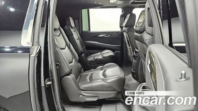 Cadillac Escalade 2017 thumb 11