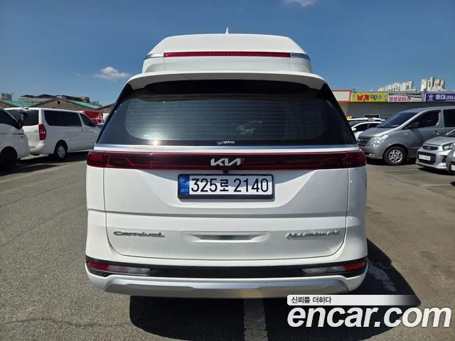 Kia Carnival 2021 thumb 4