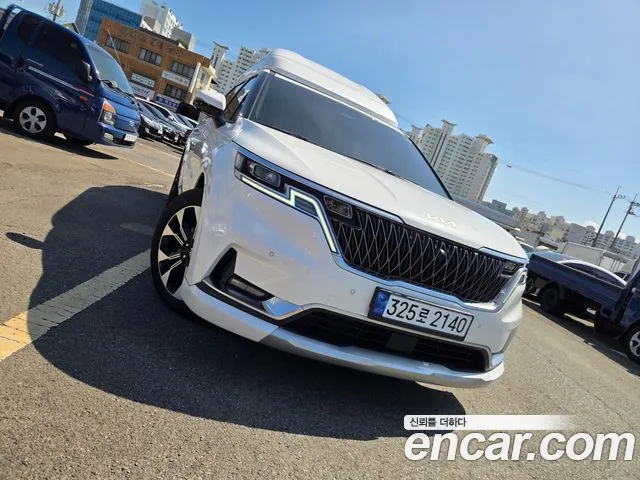 Kia Carnival 2021 thumb 11