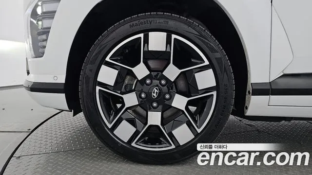 Hyundai Kona 2023 thumb 4