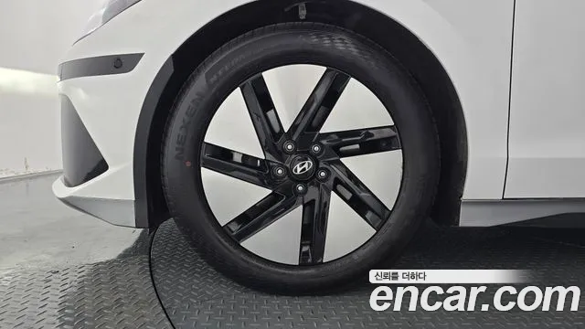Hyundai IONIQ 6 2023 thumb 4