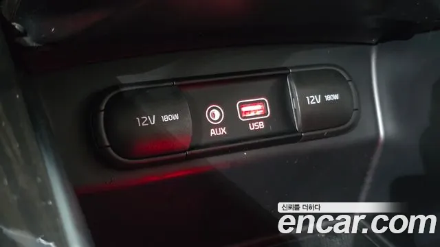 Kia Sorento 2018 thumb 12