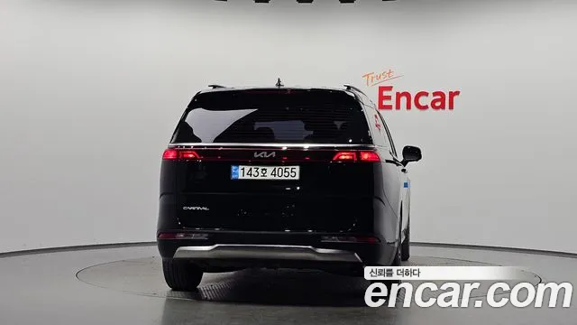 Kia Carnival 2022 thumb 3