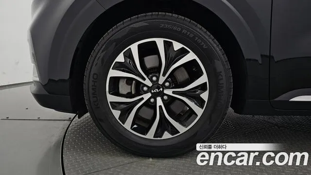 Kia Carnival 2022 thumb 4