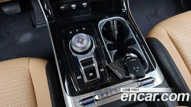 Kia Carnival 2022 thumb 8