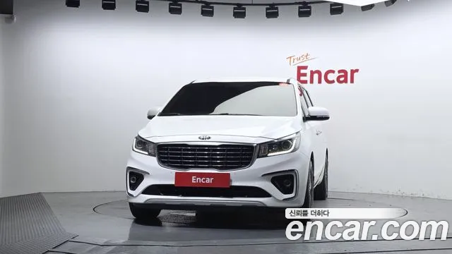 Kia Carnival 2019 thumb 3
