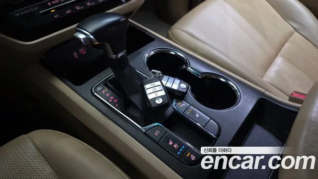 Kia Carnival 2019 thumb 9