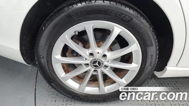Mercedes-Benz A-Класс 2020 thumb 5