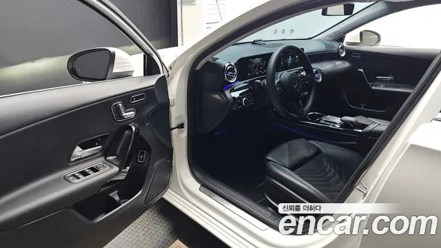 Mercedes-Benz A-Класс 2020 thumb 10