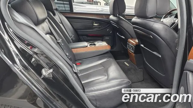 KG_Mobility_Ssangyong Chairman 2015 thumb 11