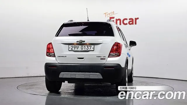 ChevroletGMDaewoo Tracker 2015 thumb 4