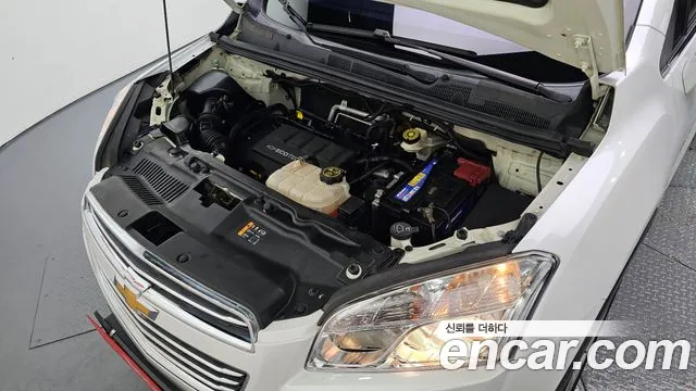ChevroletGMDaewoo Tracker 2015 thumb 6