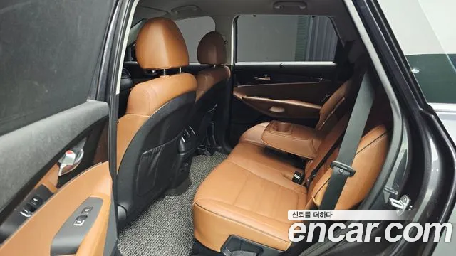 Kia Sorento 2017 thumb 12