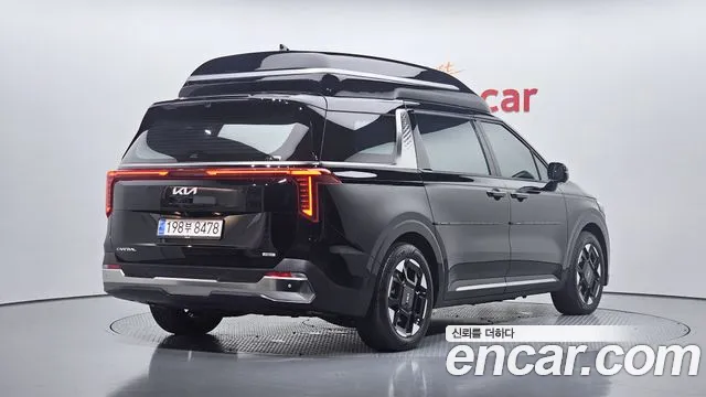Kia Carnival 2024 thumb 2