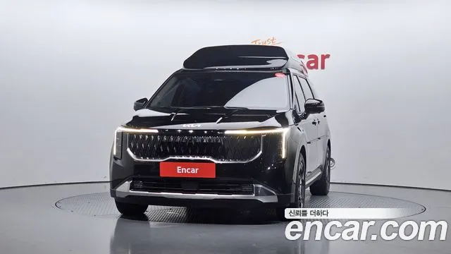 Kia Carnival 2024 thumb 3