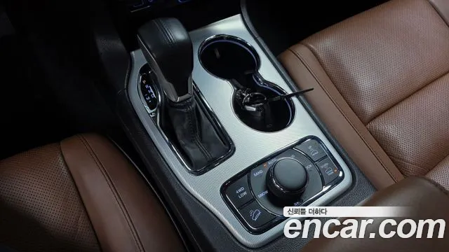 Jeep Cherokee 2021 thumb 9