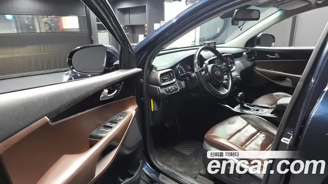 Kia Sorento 2017 thumb 10