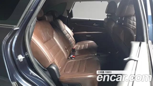 Kia Sorento 2017 thumb 11