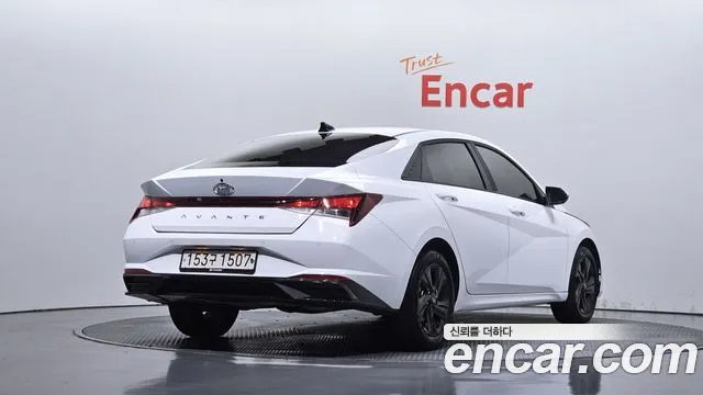 Hyundai Avante 2022 thumb 2