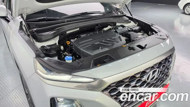 Hyundai Santa Fe 2018 thumb 6
