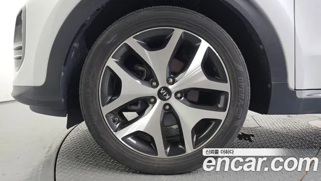 Kia Sportage 2018 thumb 5