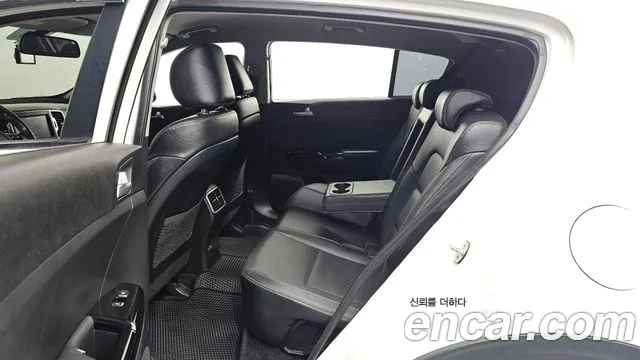 Kia Sportage 2018 thumb 12