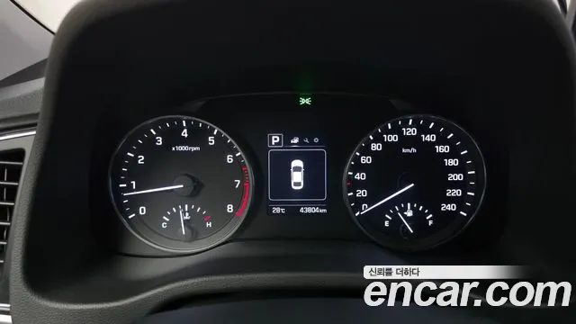 Hyundai Avante 2017 thumb 8