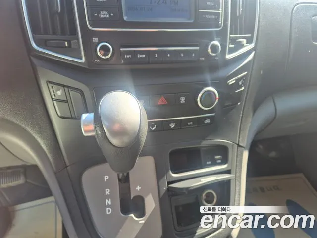 Hyundai Starex 2016 thumb 9