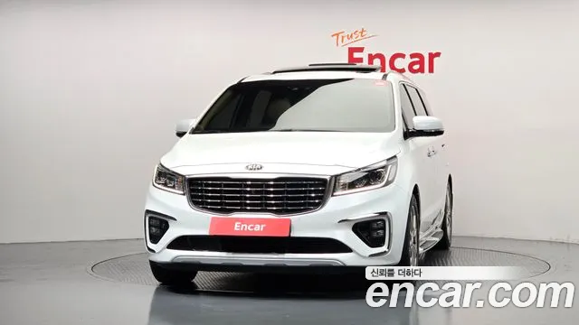 Kia Carnival 2019 thumb 3