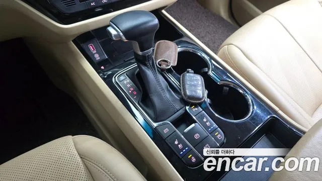 Kia Carnival 2019 thumb 9