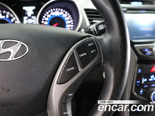 Hyundai Avante 2014 thumb 7