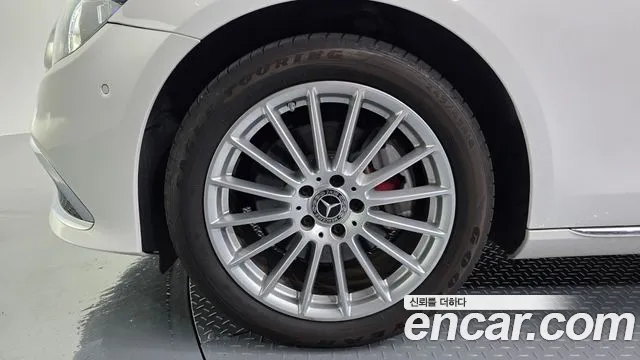 Mercedes-Benz E-Класс 2021 thumb 5