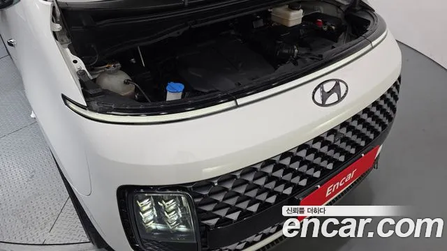 Hyundai Staria 2021 thumb 6