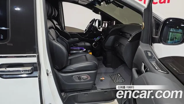 Hyundai Staria 2021 thumb 11