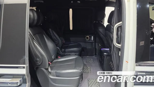 Hyundai Staria 2021 thumb 12