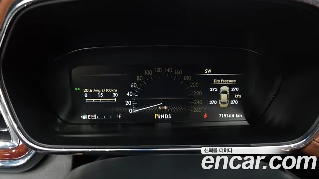 Lincoln Continental 2017 thumb 7