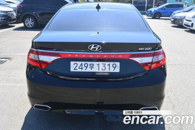 Hyundai Grandeur 2016 thumb 4