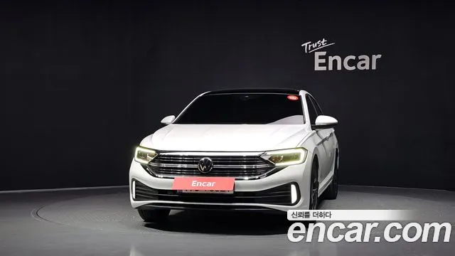 Volkswagen Jetta 2022 thumb 3