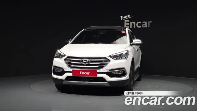 Hyundai Santa Fe 2017 thumb 3