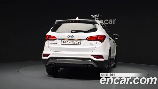 Hyundai Santa Fe 2017 thumb 4