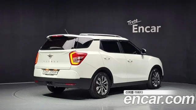 KG_Mobility_Ssangyong TIBOLI 2018 thumb 2