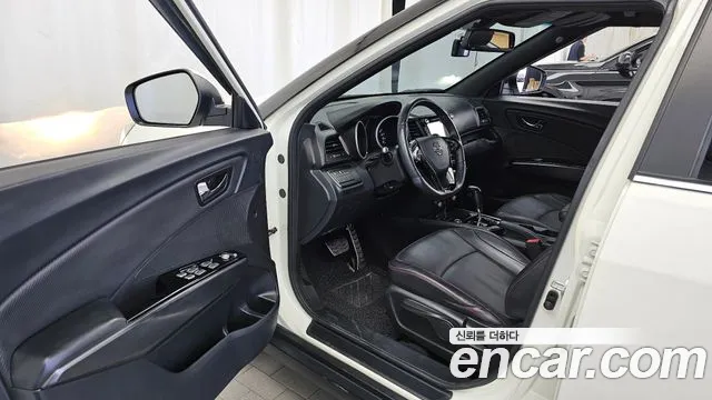 KG_Mobility_Ssangyong TIBOLI 2018 thumb 10