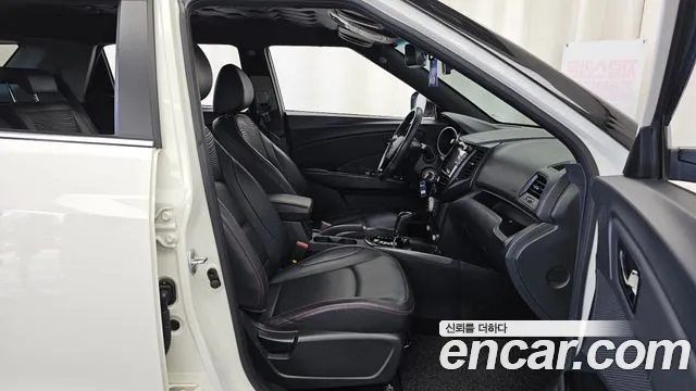 KG_Mobility_Ssangyong TIBOLI 2018 thumb 11