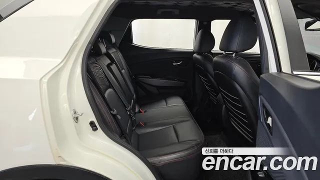 KG_Mobility_Ssangyong TIBOLI 2018 thumb 12