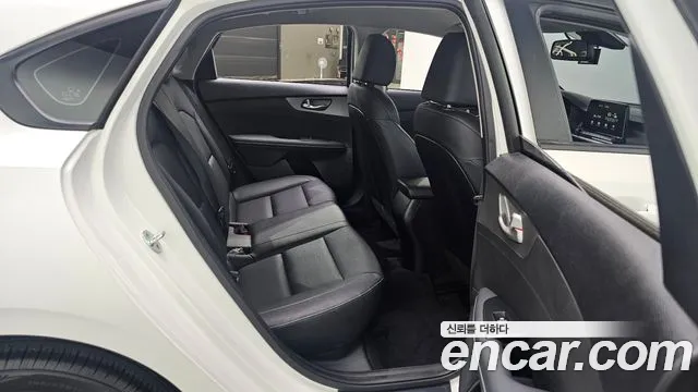 Kia K3 2019 thumb 11