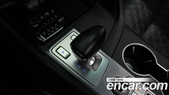 Genesis G70 2017 thumb 9