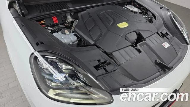Porsche Cayenne 2023 thumb 6