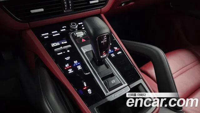 Porsche Cayenne 2023 thumb 9