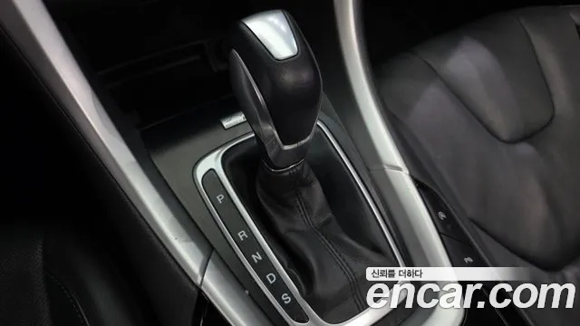 Ford Mondeo 2015 thumb 9