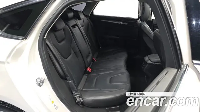 Ford Mondeo 2015 thumb 12